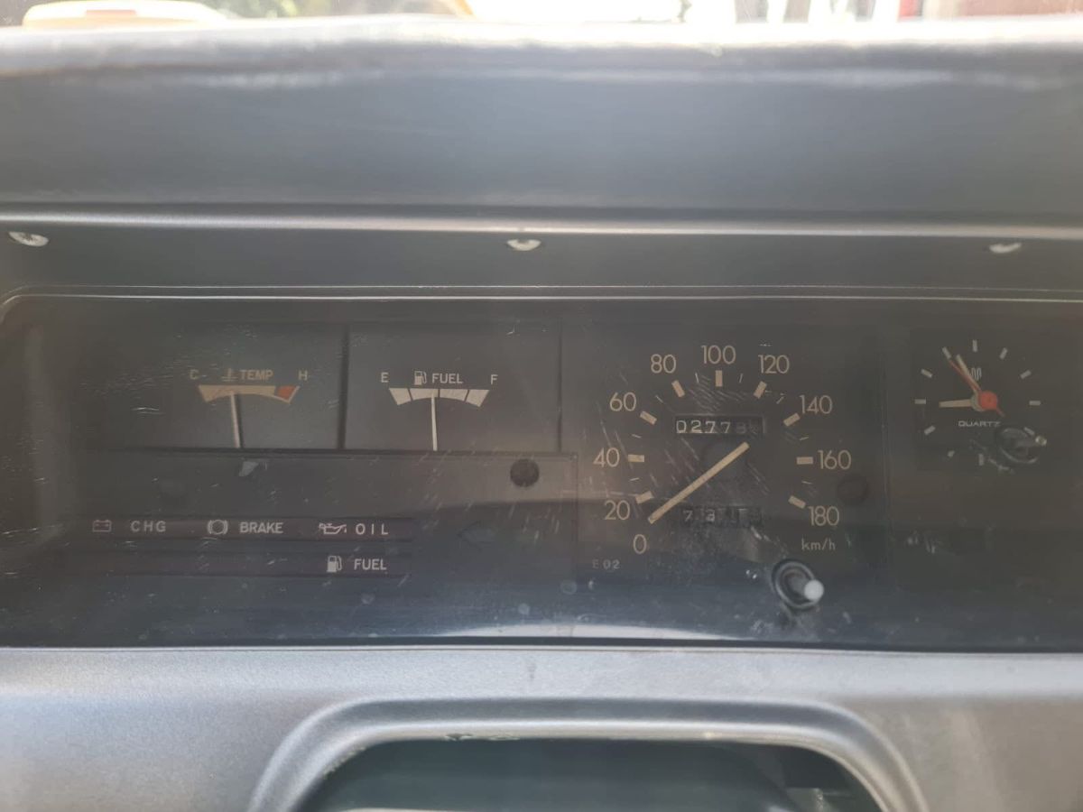 TOYOTA COROLLA - 1981                                        