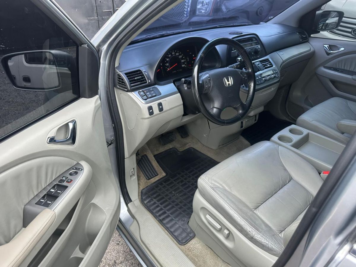 HONDA ODYSSEY - 2009                                        