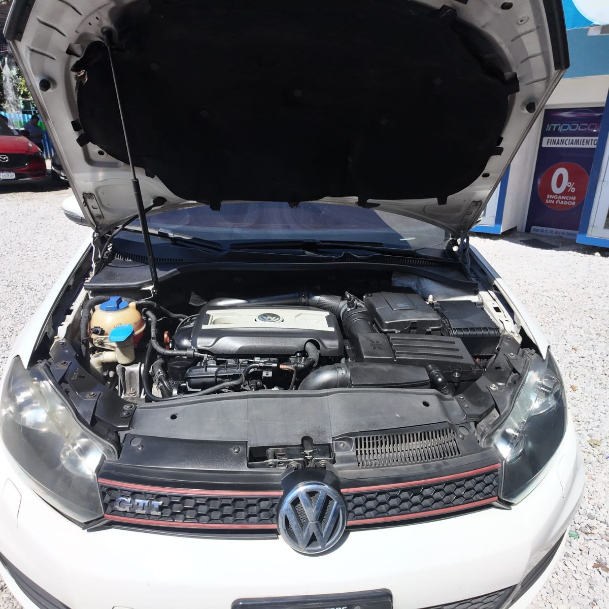 VOLKSWAGEN GTI - 2013                                        