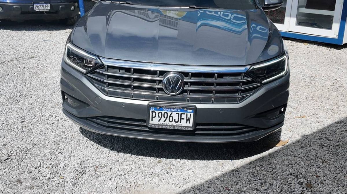 VOLKSWAGEN JETTA - 2020                                        