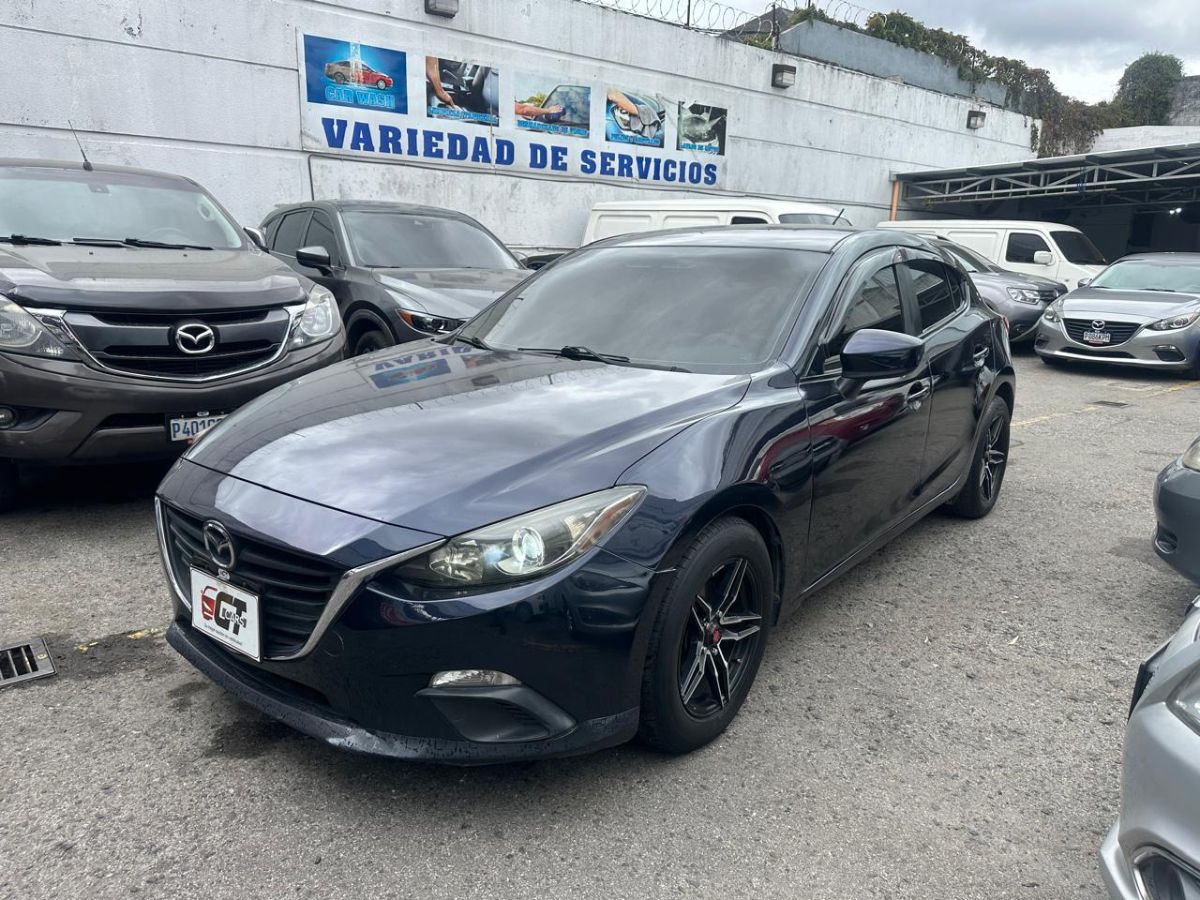 MAZDA 3 - 2014                                        