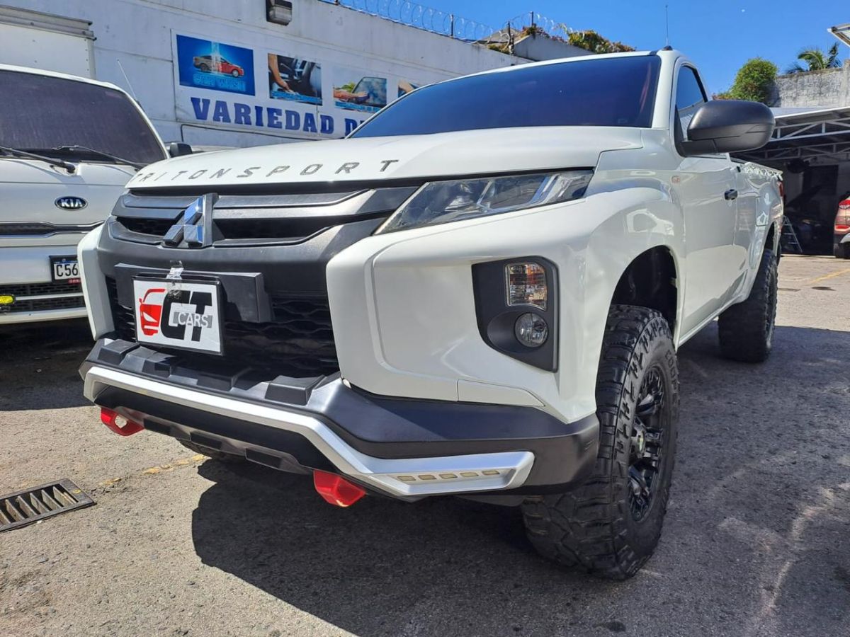 MITSUBISHI L200 - 2021                                        