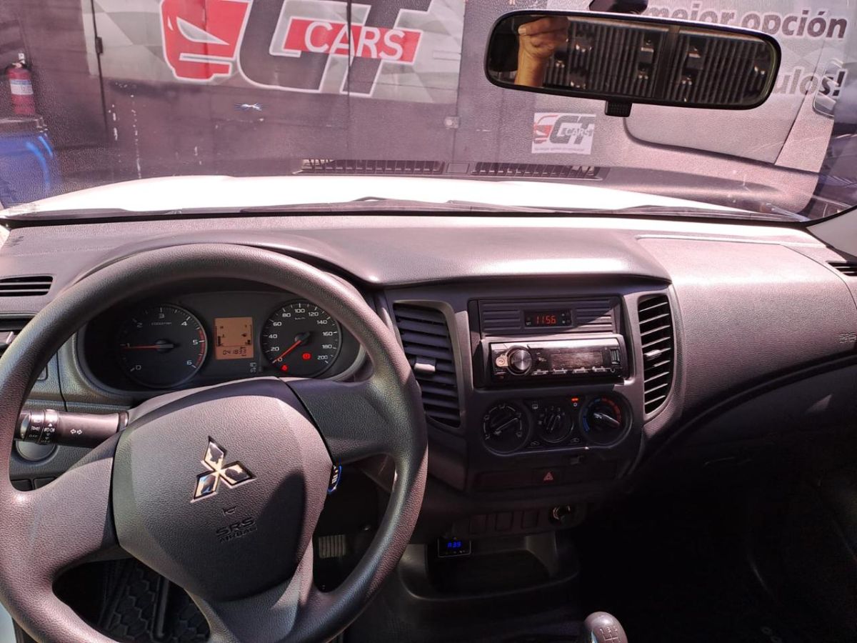 MITSUBISHI L200 - 2021                                        