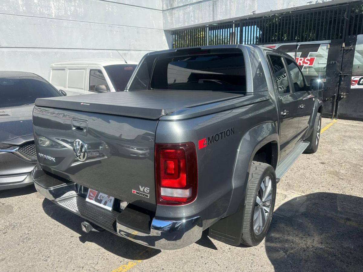 VOLKSWAGEN  AMAROK - 2022                                        