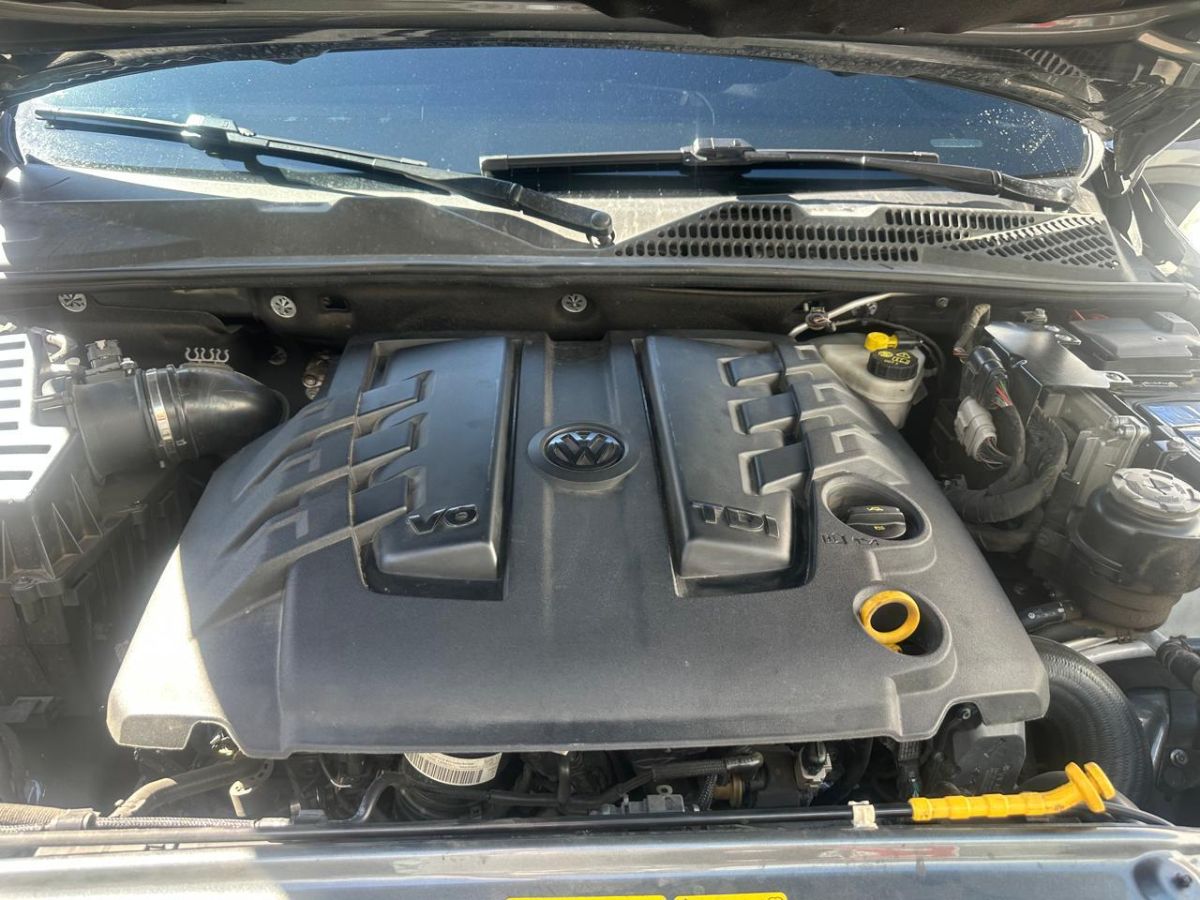 VOLKSWAGEN  AMAROK - 2022                                        