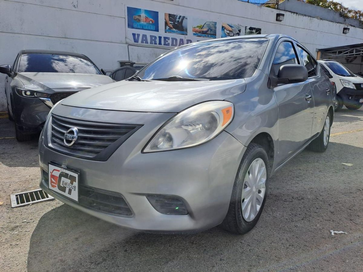 NISSAN VERSA - 2014                                        