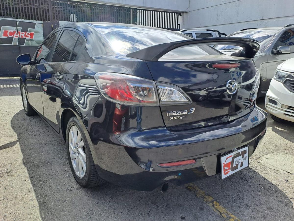 MAZDA 3 TOURING - 2013                                        