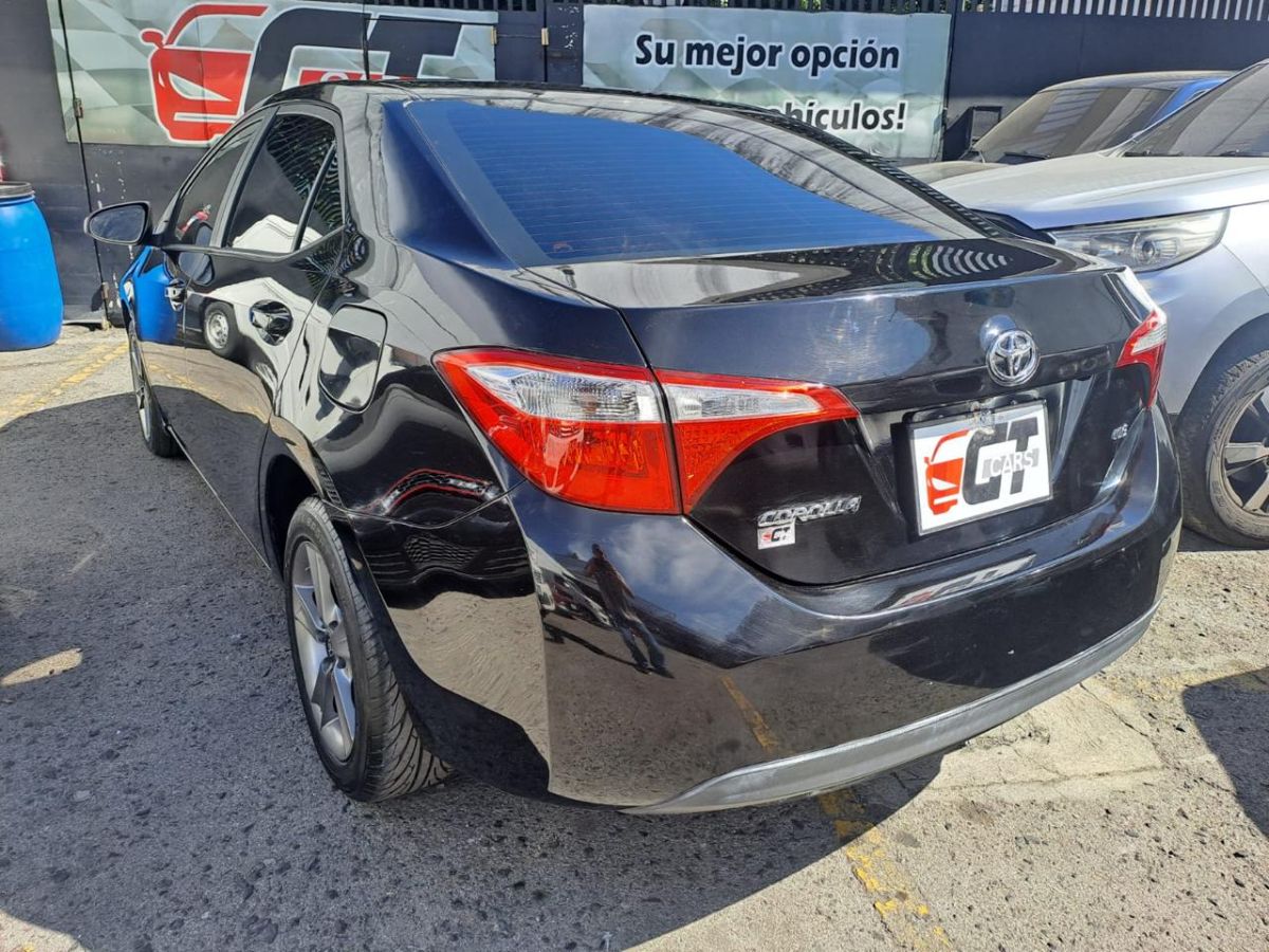 TOYOTA COROLLA - 2015                                        