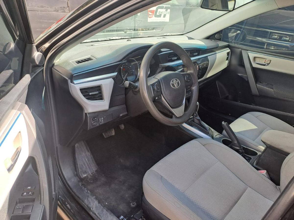 TOYOTA COROLLA - 2015                                        