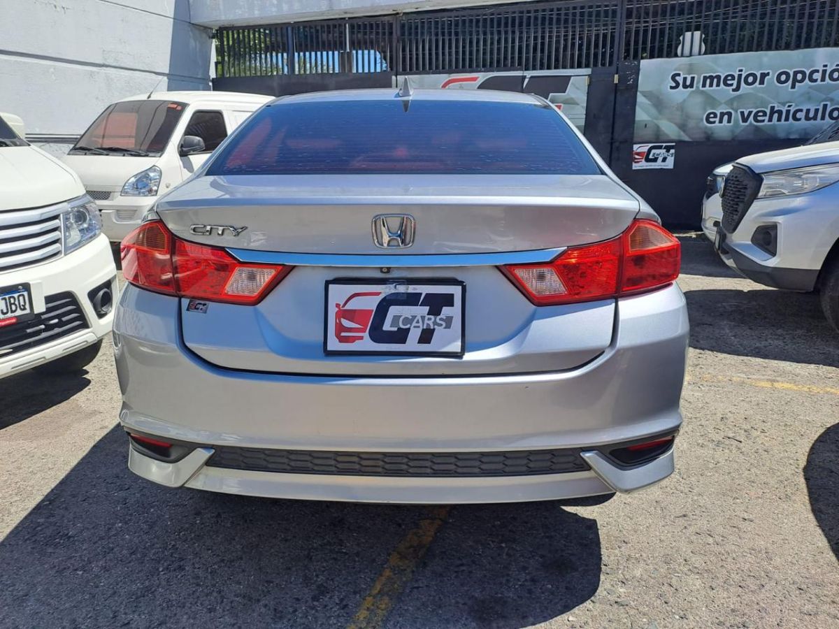 HONDA ACCORD  - 2018                                        
