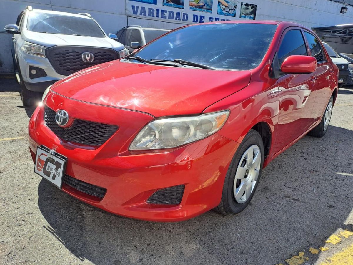 TOYOTA COROLLA - 2010                                        