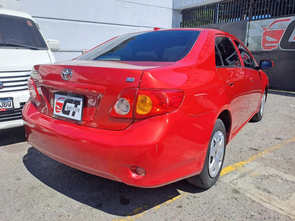 TOYOTA COROLLA - 2010                                        