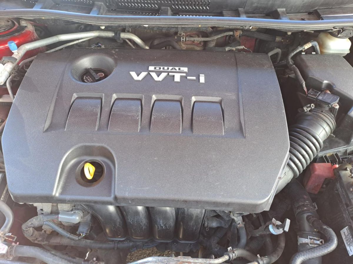 TOYOTA COROLLA - 2010                                        