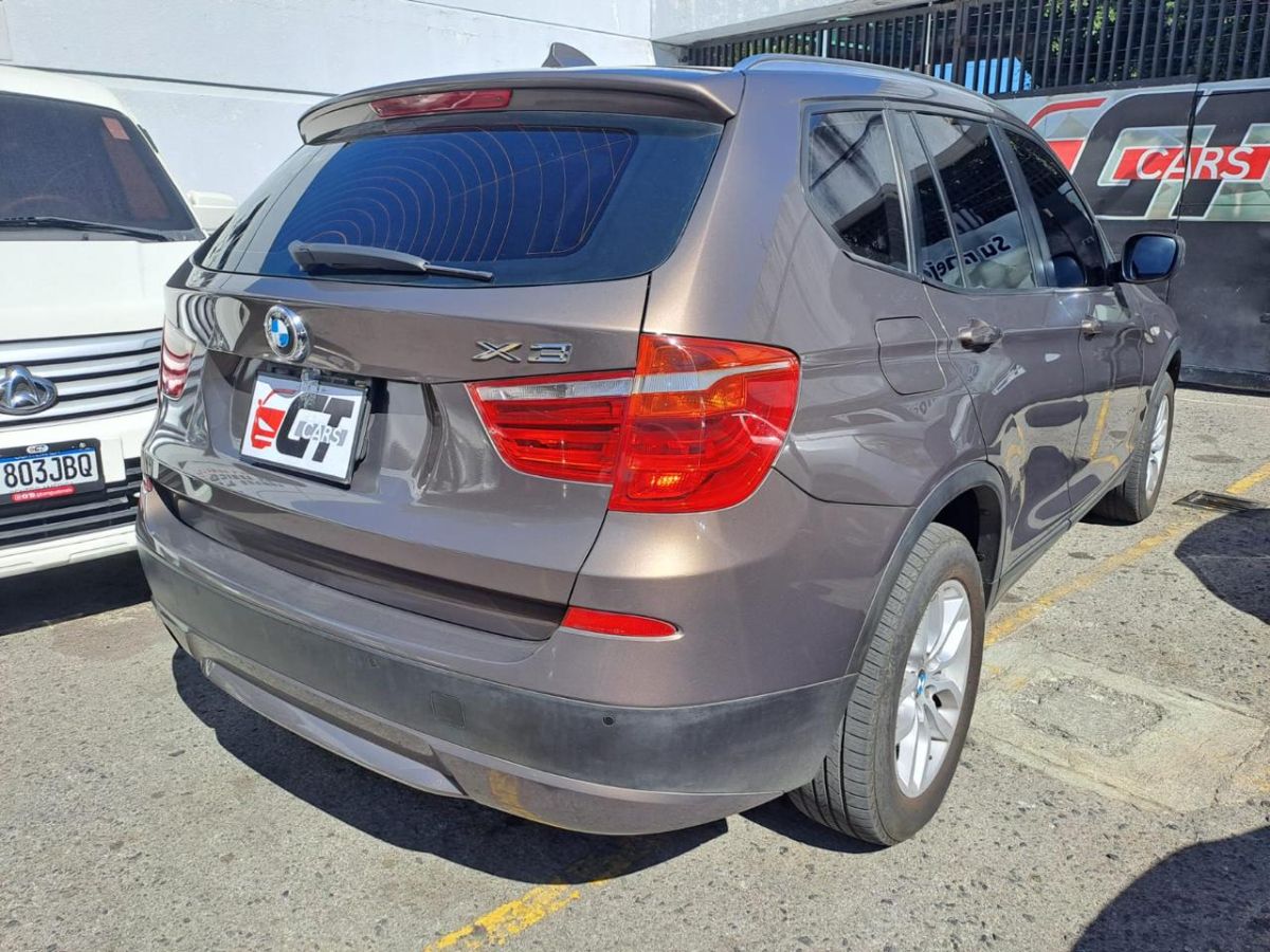 BMW X3 - 20144                                        