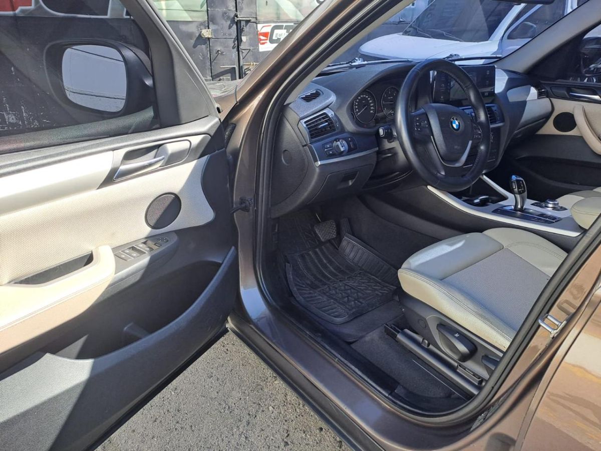 BMW X3 - 20144                                        