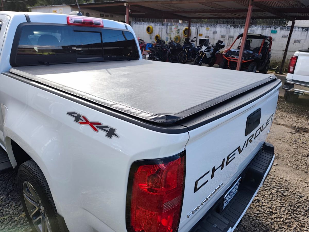 CHEVROLET COLORADO - 2021                                        