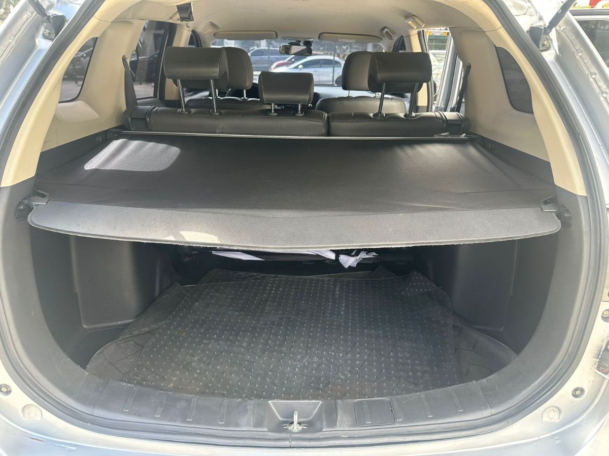 MITSUBISHI outlander - 2014                                        