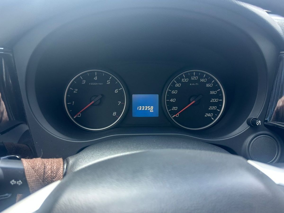 MITSUBISHI outlander - 2014                                        