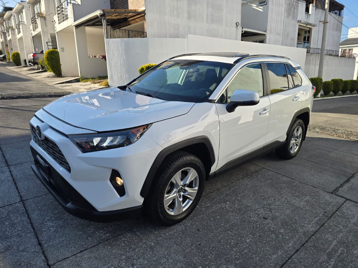 TOYOTA RAV-4 - 2019                                        