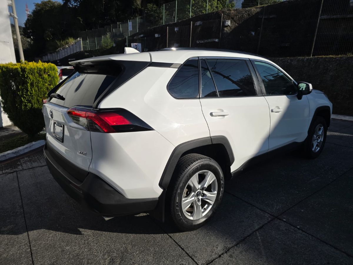 TOYOTA RAV-4 - 2019                                        
