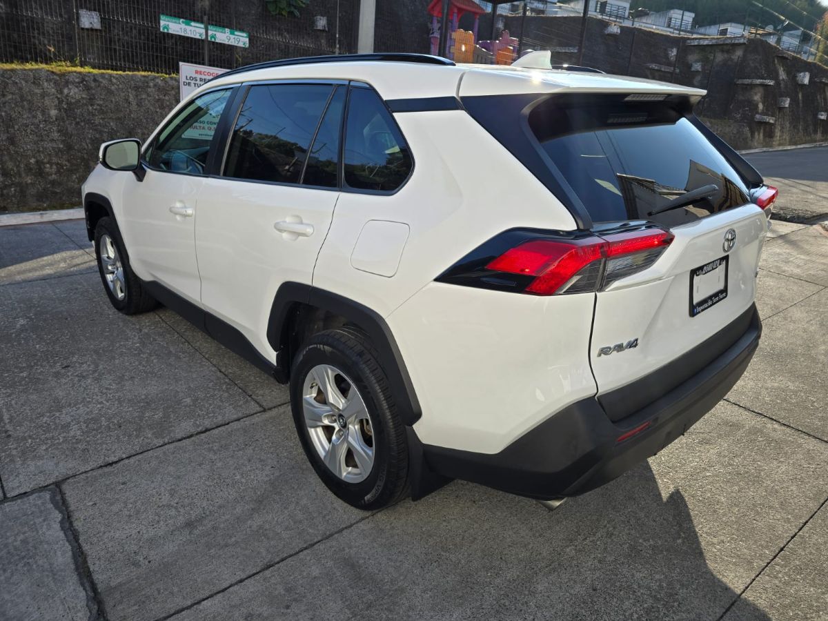 TOYOTA RAV-4 - 2019                                        