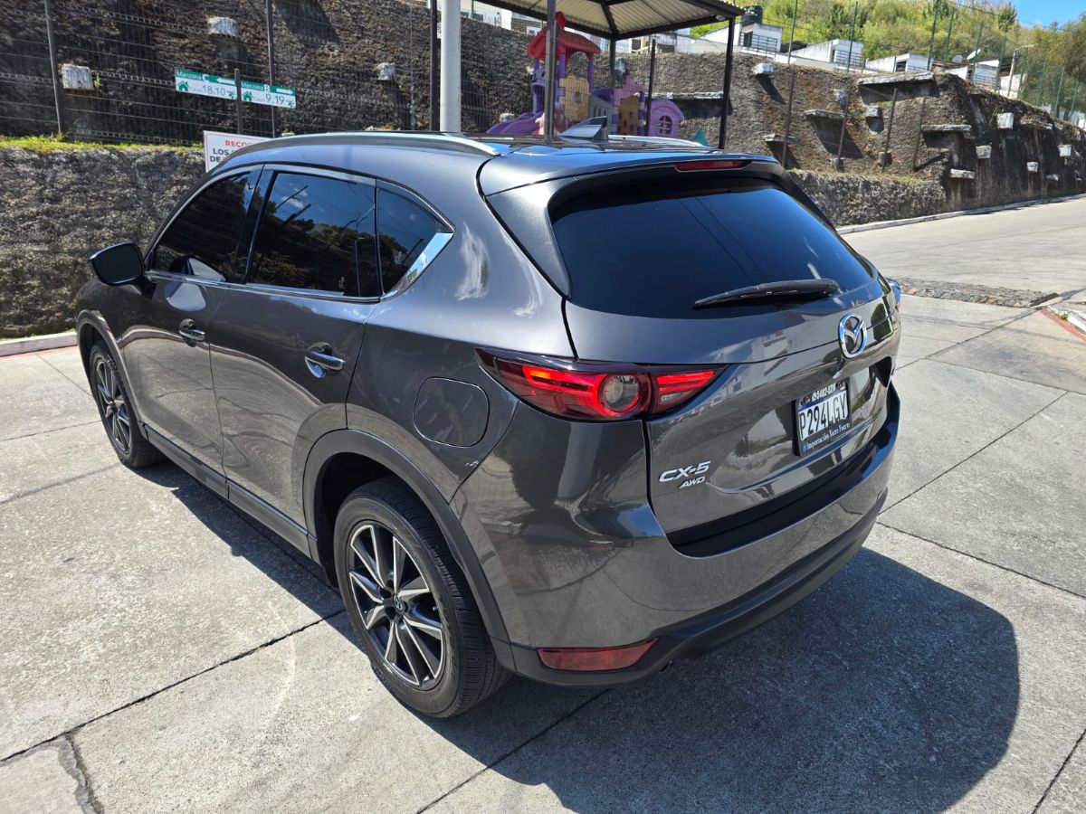 MAZDA CX-5 GRAND TOURING - 2017                                        