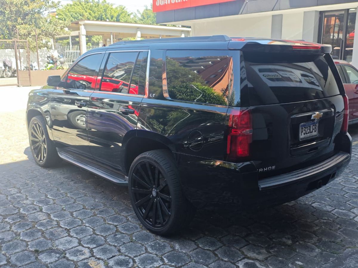 CHEVROLET TAHOE LT - 2016                                        