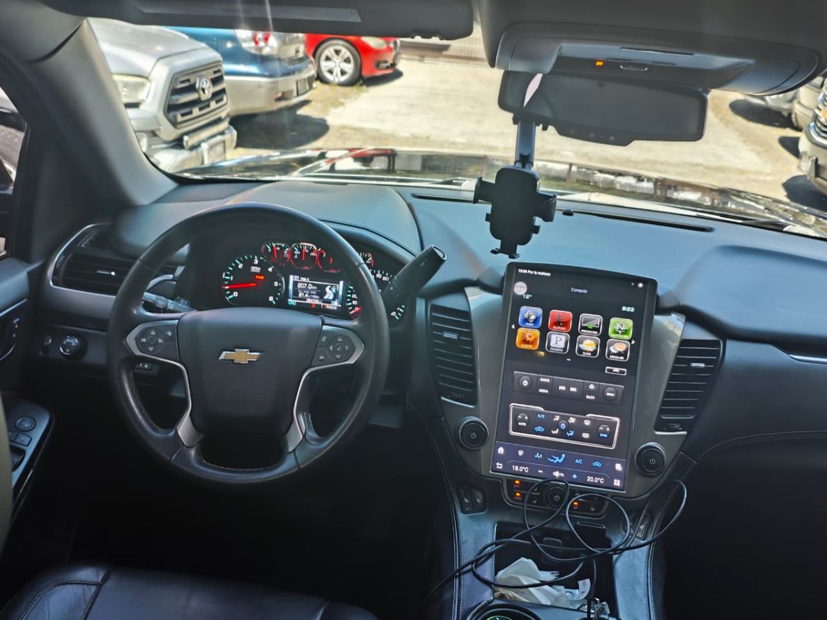 CHEVROLET TAHOE LT - 2016                                        