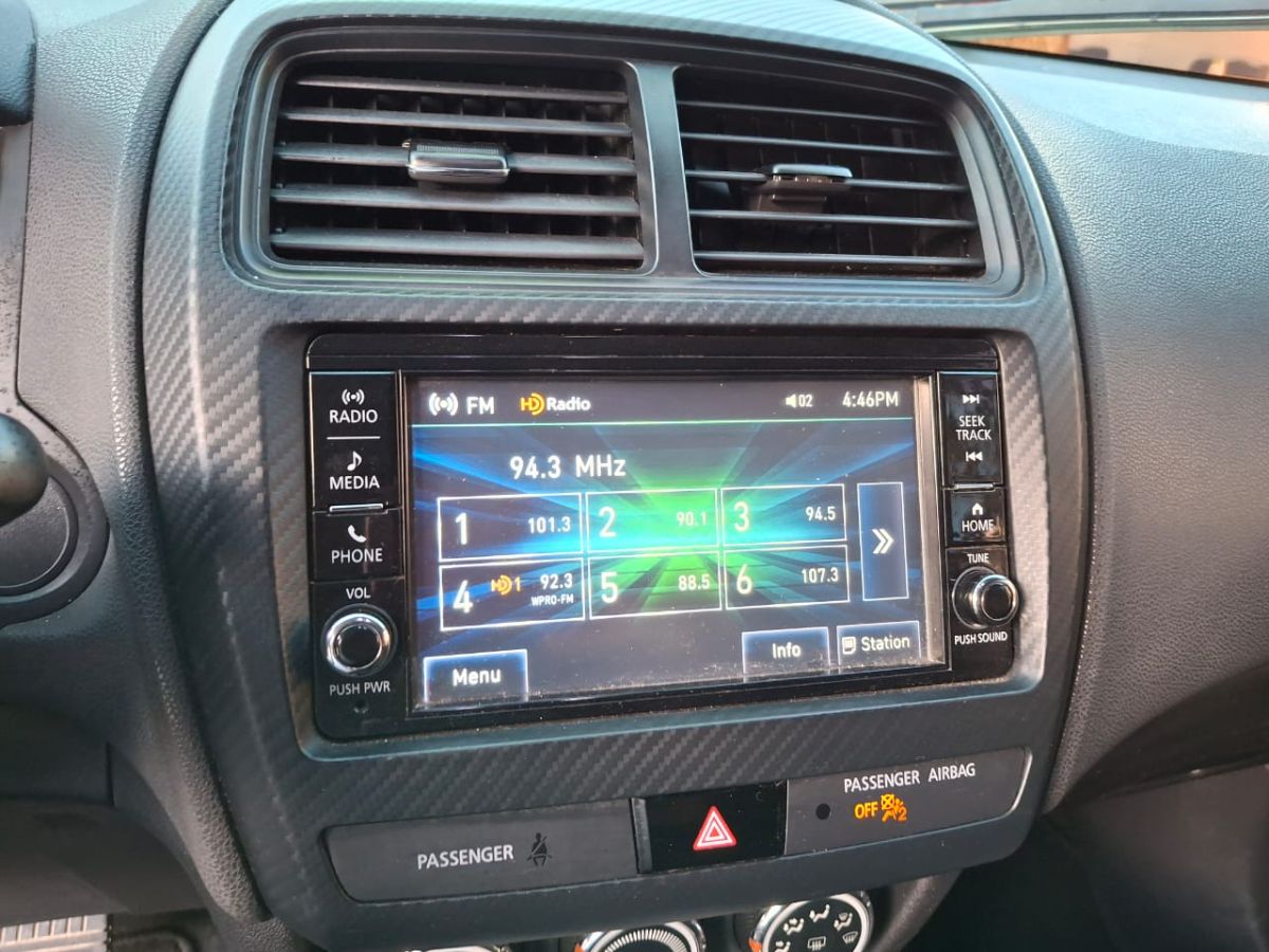 MITSUBISHI OUTLANDER SPORT - 2019                                        