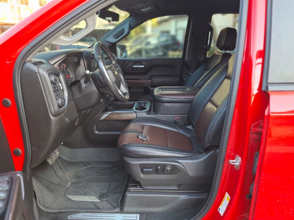 CHEVROLET SILVERADO - 2022                                        