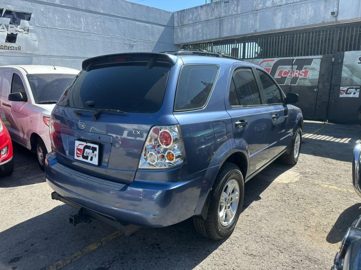 KIA SORENTO - 2004                                        