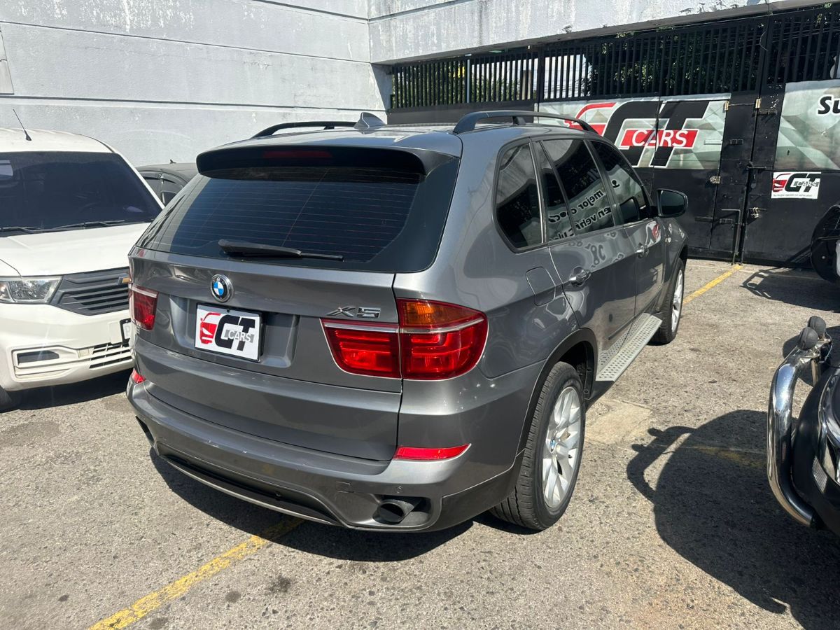 BMW X5 - 2012                                        