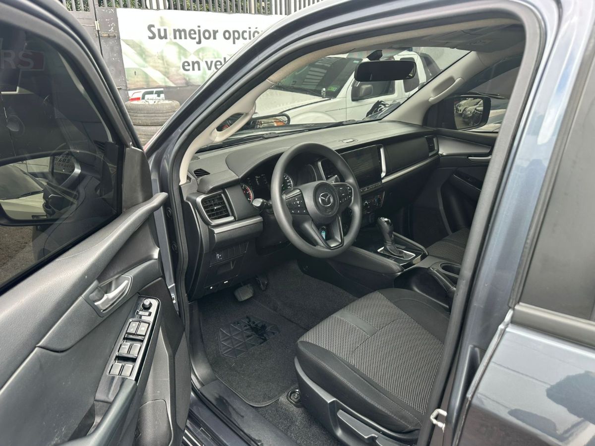 MAZDA BT-50 - 2023                                        