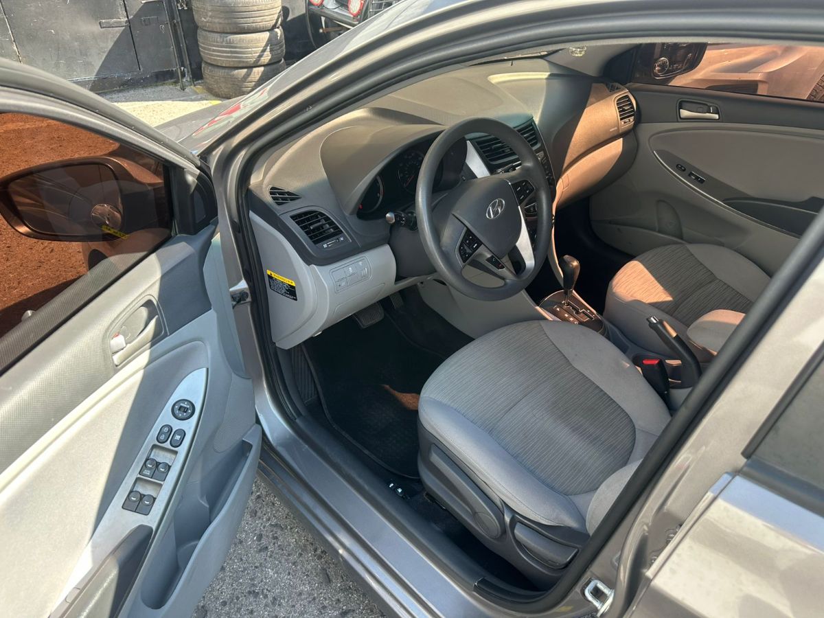 HYUNDAI ACCENT - 2017                                        