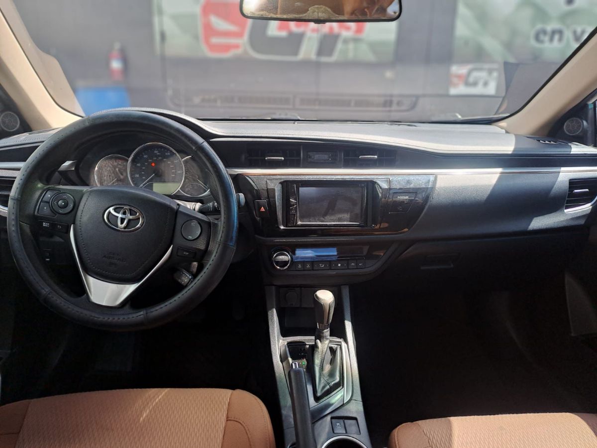 TOYOTA COROLLA - 2015                                        