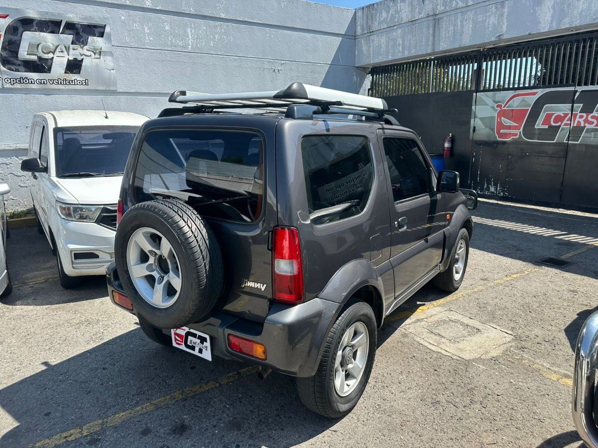 SUZUKI JIMNY - 2013                                        