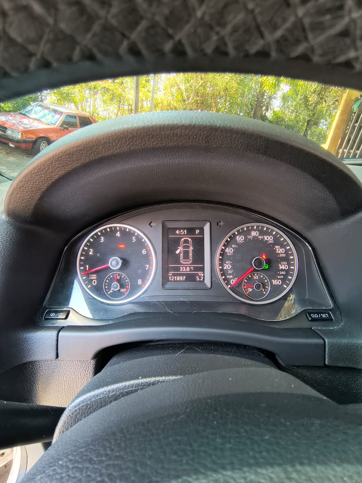 VOLKSWAGEN TIGUAN - 2018                                        