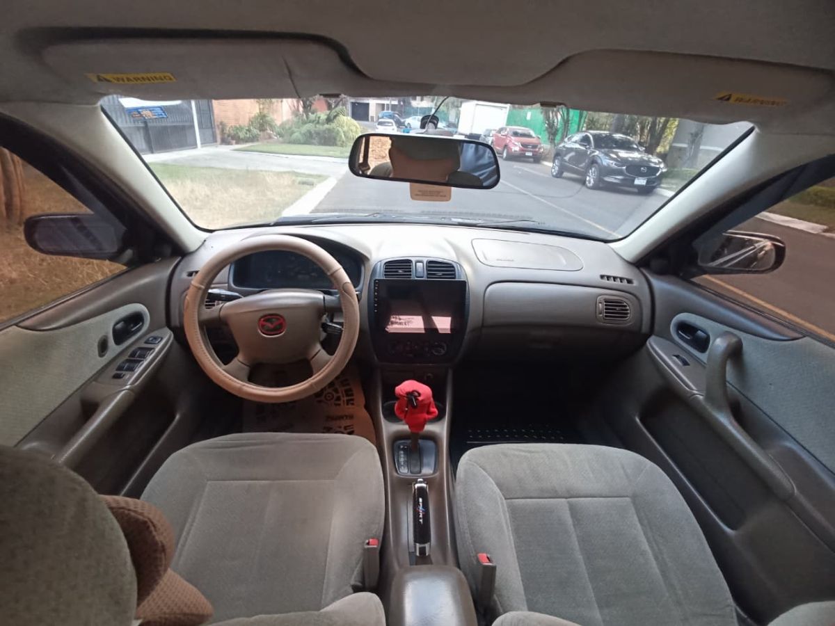 MAZDA PROTEGE - 2000                                        