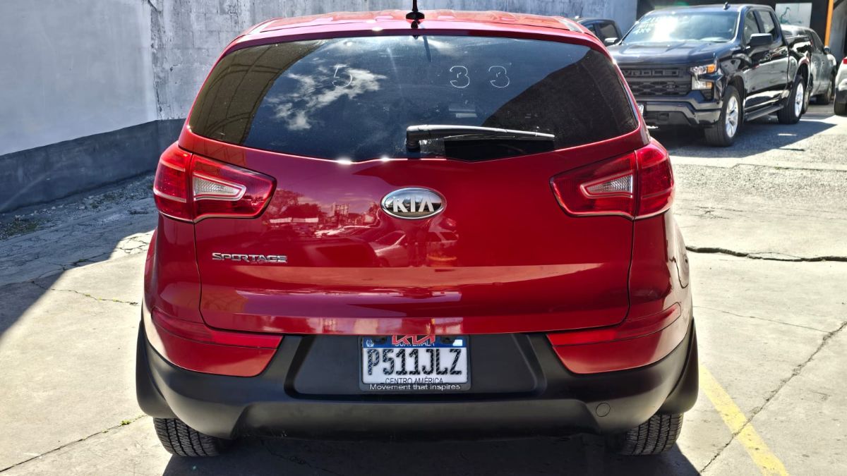 KIA SPORTAGE - 2013                                        
