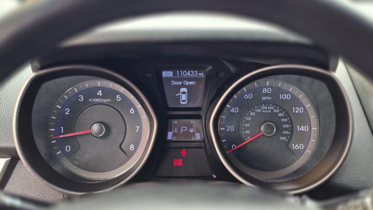 HYUNDAI ELANTRA - 2014                                        