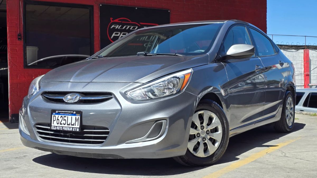HYUNDAI ACCENT - 2016                                        