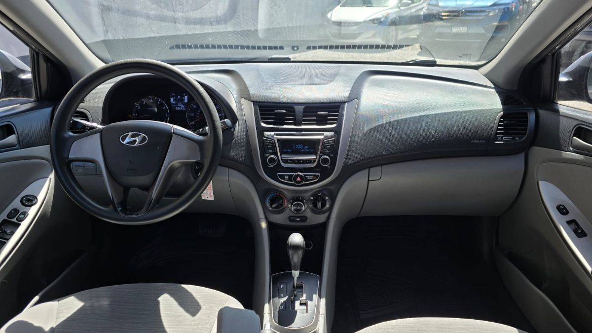 HYUNDAI ACCENT - 2016                                        