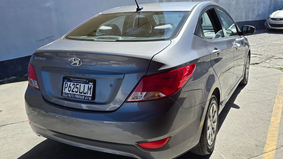 HYUNDAI ACCENT - 2016                                        