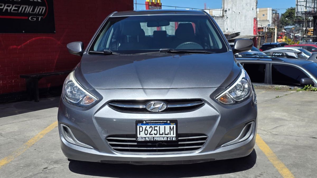 HYUNDAI ACCENT - 2016                                        