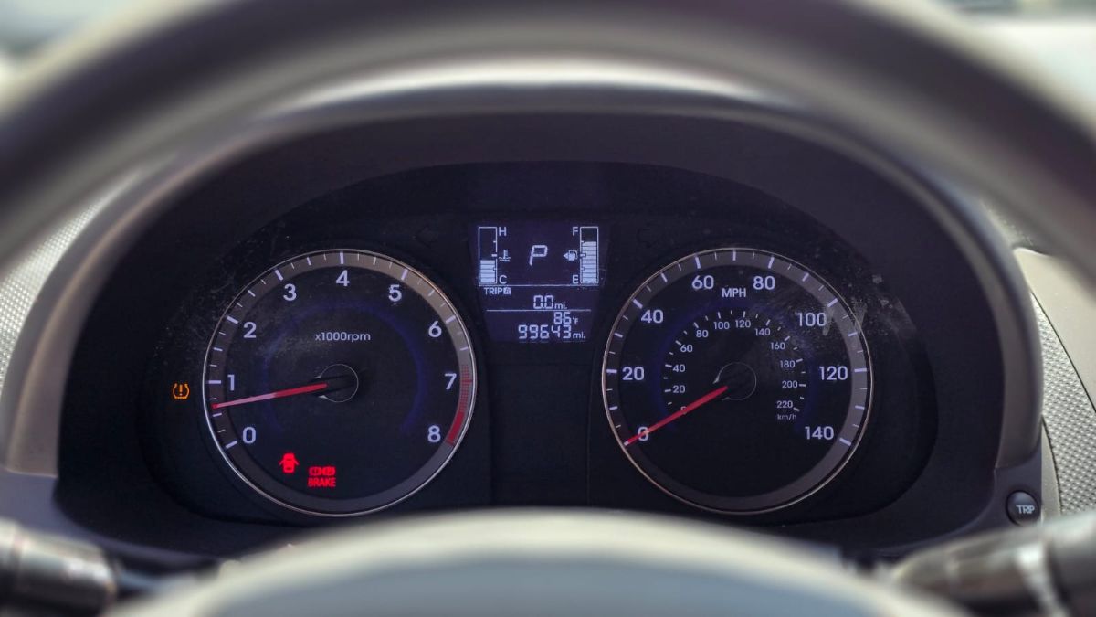 HYUNDAI ACCENT - 2016                                        