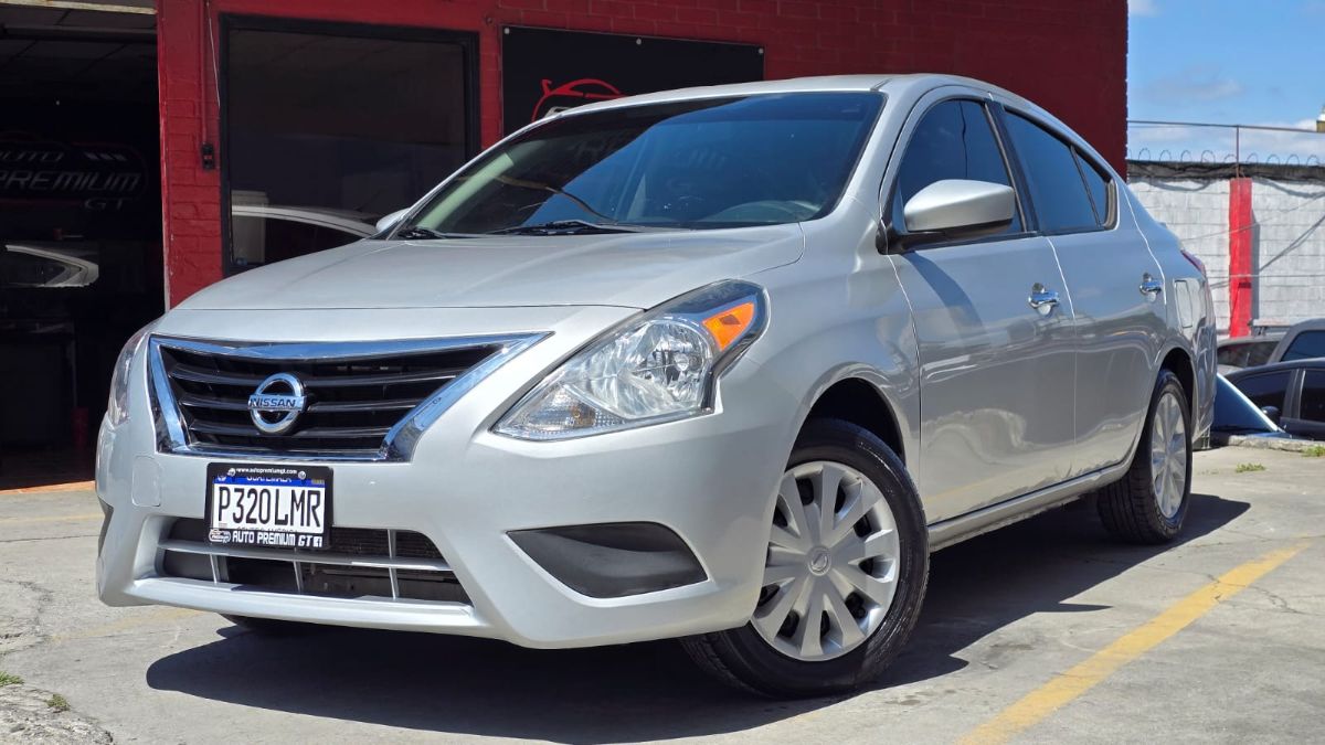 NISSAN VERSA - 2018                                        