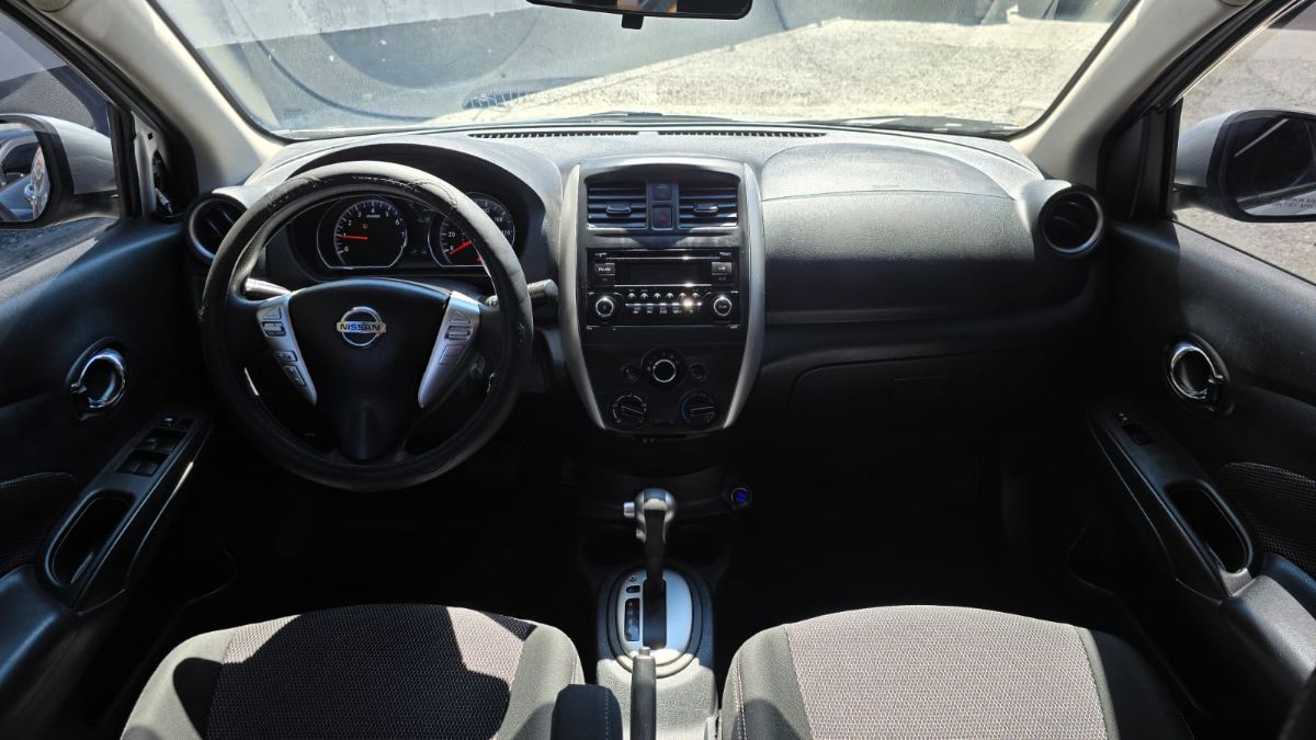 NISSAN VERSA - 2018                                        