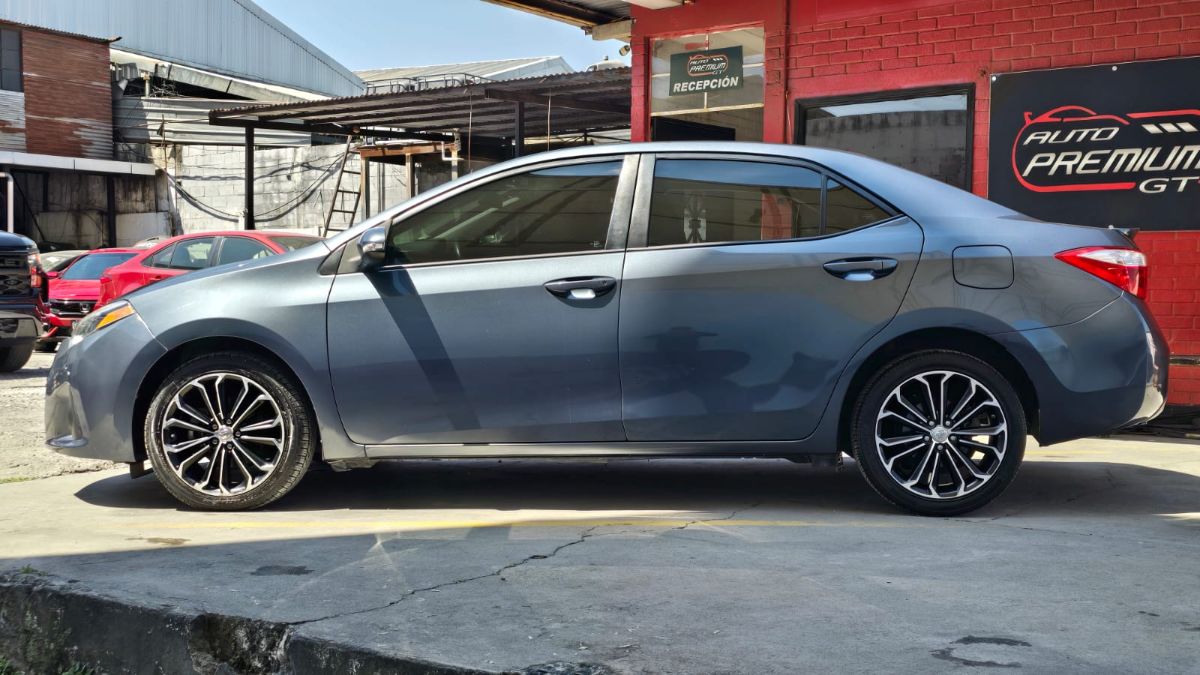 TOYOTA COROLLA S - 2016                                        