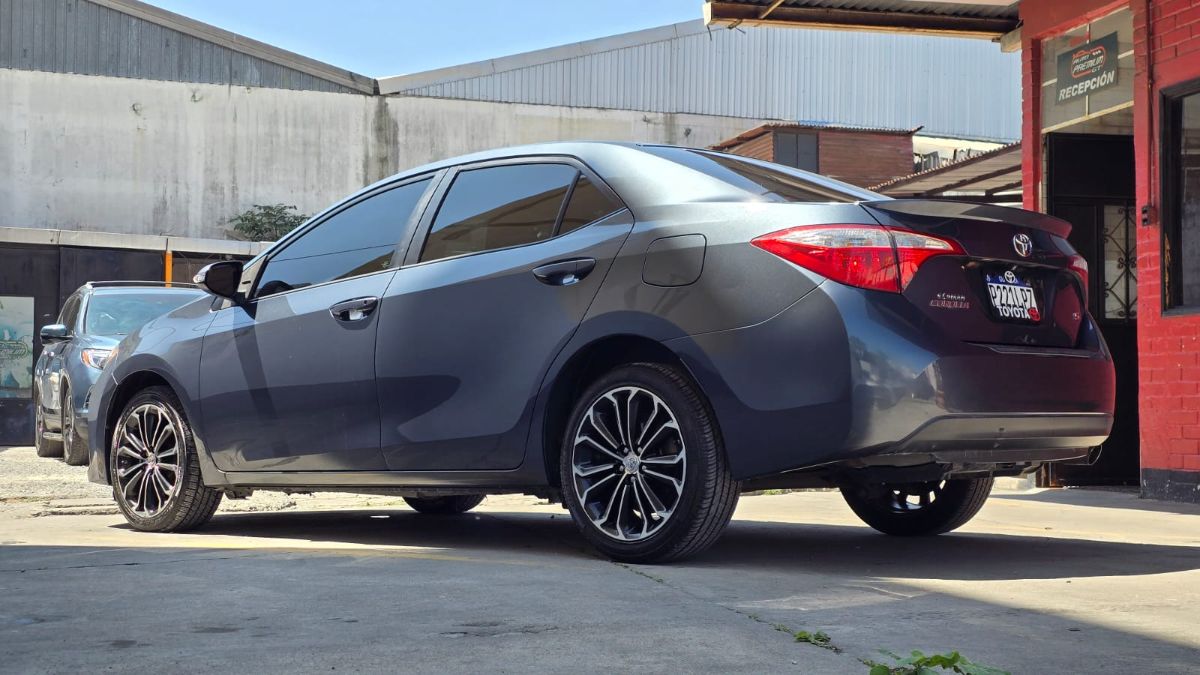 TOYOTA COROLLA S - 2016                                        
