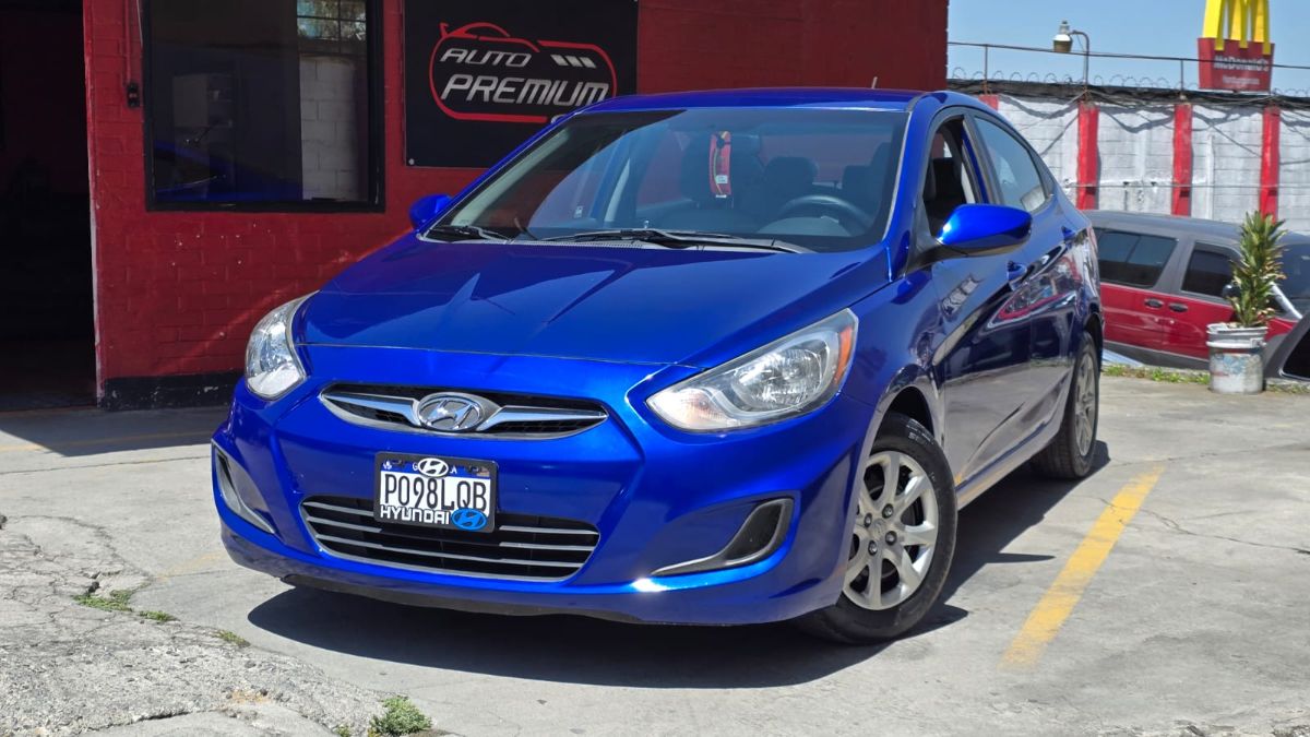 HYUNDAI ACCENT - 2014                                        